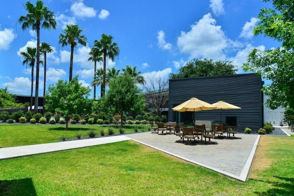 Hotel Ramada By Wyndham Del Rio Extérieur photo