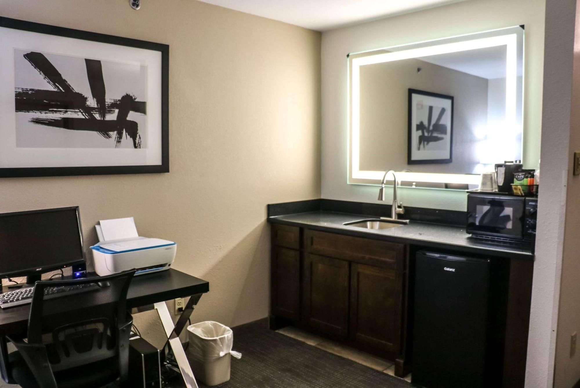 Hotel Ramada By Wyndham Del Rio Extérieur photo